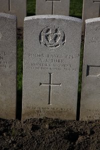 Lijssenthoek Military Cemetery - Turk, Augustus Stanley