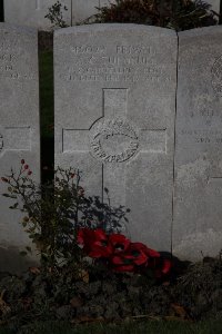 Lijssenthoek Military Cemetery - Turnbull, Arthur Charles