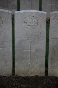 Lijssenthoek Military Cemetery - Turner, A E