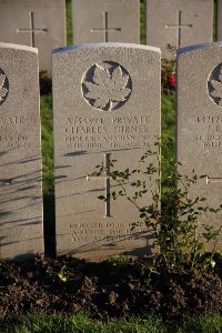 Lijssenthoek Military Cemetery - Turner, Charles