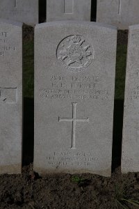 Lijssenthoek Military Cemetery - Turner, H