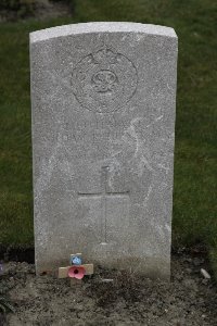 Lijssenthoek Military Cemetery - Turner, William Roland