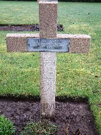 Lijssenthoek Military Cemetery - Turquety, Edgard