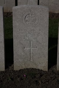 Lijssenthoek Military Cemetery - Tweddle, W