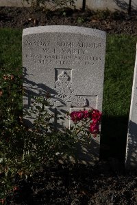 Lijssenthoek Military Cemetery - Varty, W E