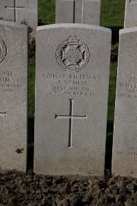 Lijssenthoek Military Cemetery - Veness, J