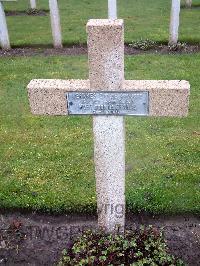 Lijssenthoek Military Cemetery - Vernhes, Eugene