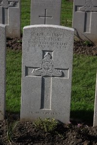 Lijssenthoek Military Cemetery - Villiers, John Thomas