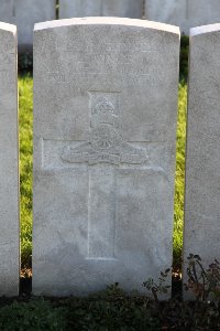 Lijssenthoek Military Cemetery - Vince, J