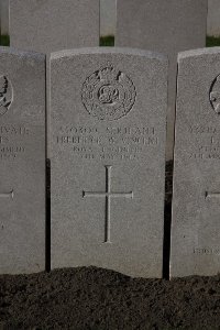 Lijssenthoek Military Cemetery - Vincent, Frederick William