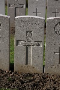 Lijssenthoek Military Cemetery - Wakeham, W E