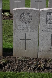 Lijssenthoek Military Cemetery - Walden, J