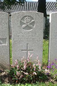 Lijssenthoek Military Cemetery - Walker, Arthur