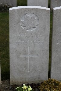 Lijssenthoek Military Cemetery - Walker, G
