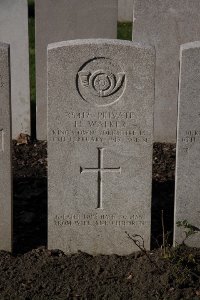 Lijssenthoek Military Cemetery - Walker, Harry