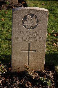 Lijssenthoek Military Cemetery - Walker, Joseph William