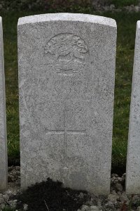 Lijssenthoek Military Cemetery - Walker, R