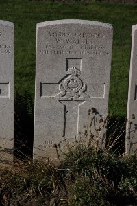 Lijssenthoek Military Cemetery - Walker, Wilfrid