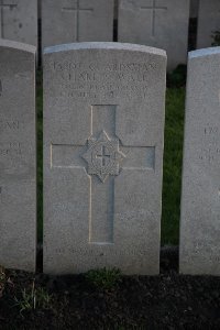 Lijssenthoek Military Cemetery - Wall, Charles