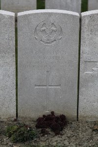 Lijssenthoek Military Cemetery - Waples, Joseph John