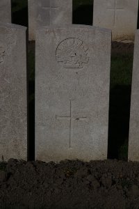 Lijssenthoek Military Cemetery - Ward, Carlton