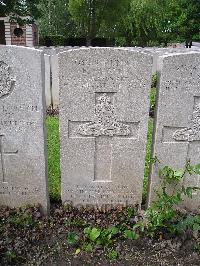 Lijssenthoek Military Cemetery - Wardle, Edward