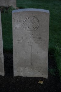 Lijssenthoek Military Cemetery - Warr, Herbert Ekwell Archer