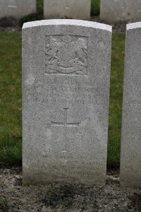Lijssenthoek Military Cemetery - Watkinson, Percy Evelyn