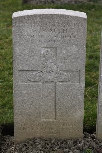 Lijssenthoek Military Cemetery - Waugh, William
