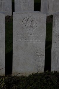 Lijssenthoek Military Cemetery - Webb, Bertie