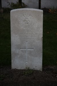 Lijssenthoek Military Cemetery - Webster, H W
