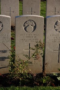 Lijssenthoek Military Cemetery - Webster, Sewell