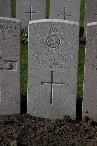 Lijssenthoek Military Cemetery - Welcome, A J