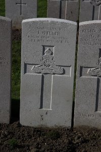 Lijssenthoek Military Cemetery - Weller, J