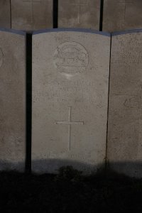 Lijssenthoek Military Cemetery - Weston, F