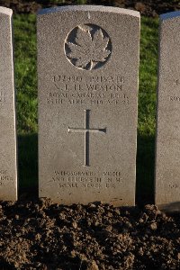 Lijssenthoek Military Cemetery - Weston, Norman Leslie Hallam