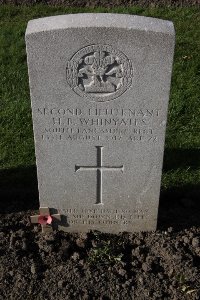 Lijssenthoek Military Cemetery - Whinyates, Harold Bennett