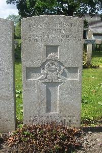 Lijssenthoek Military Cemetery - White, E