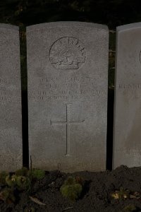 Lijssenthoek Military Cemetery - White, James Douglas