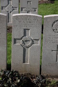 Lijssenthoek Military Cemetery - White, William Alfred