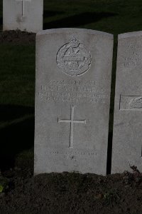 Lijssenthoek Military Cemetery - Whitehead, H G E