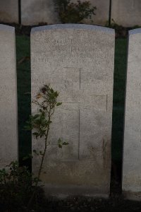 Lijssenthoek Military Cemetery - Whitfield, Sydney