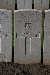 Lijssenthoek Military Cemetery - Whittaker, John Arthur