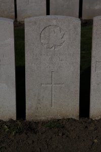 Lijssenthoek Military Cemetery - Willett, Walter Alec