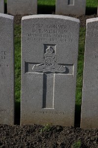 Lijssenthoek Military Cemetery - Williams, D T