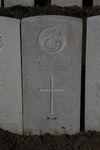 Lijssenthoek Military Cemetery - Williams, Owen