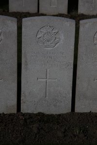 Lijssenthoek Military Cemetery - Williams, Percival Vaughan