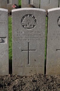 Lijssenthoek Military Cemetery - Williamson, John Christie