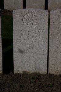 Lijssenthoek Military Cemetery - Wilson, Ernest Leslie Claude