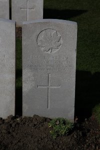Lijssenthoek Military Cemetery - Wilson, Matthew William